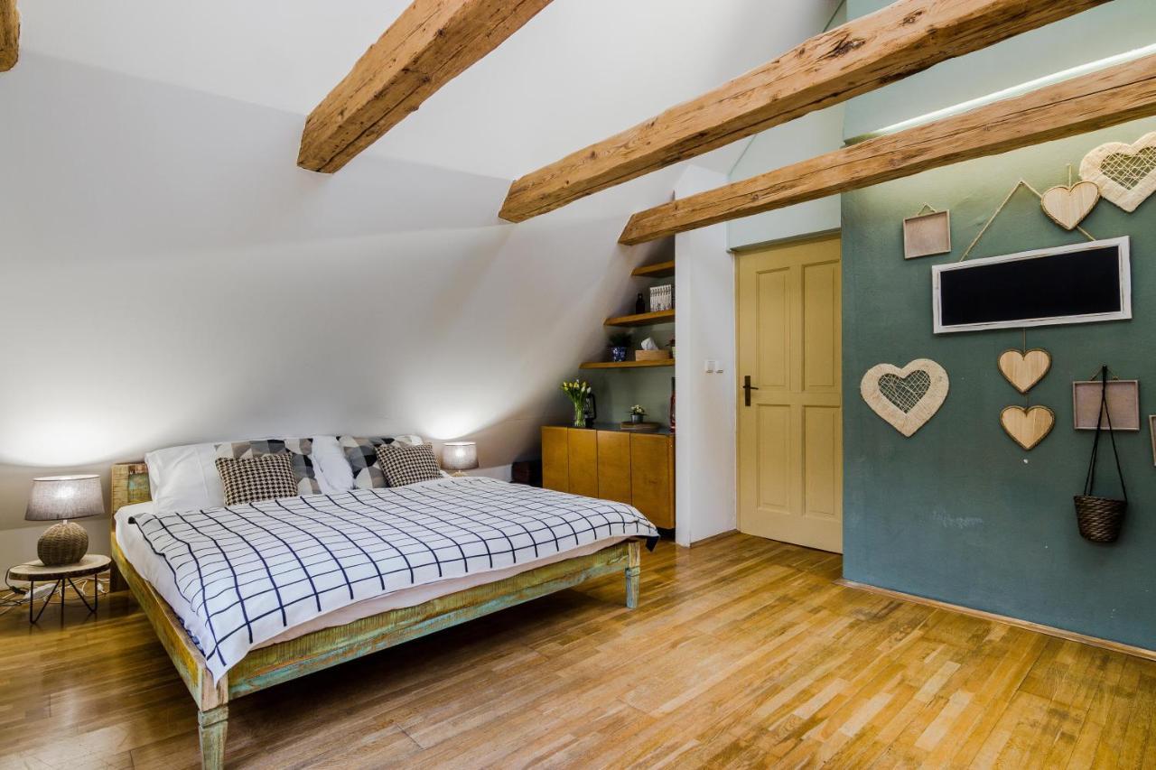 Old Town Square Apartments By Michal&Friends Prague Luaran gambar